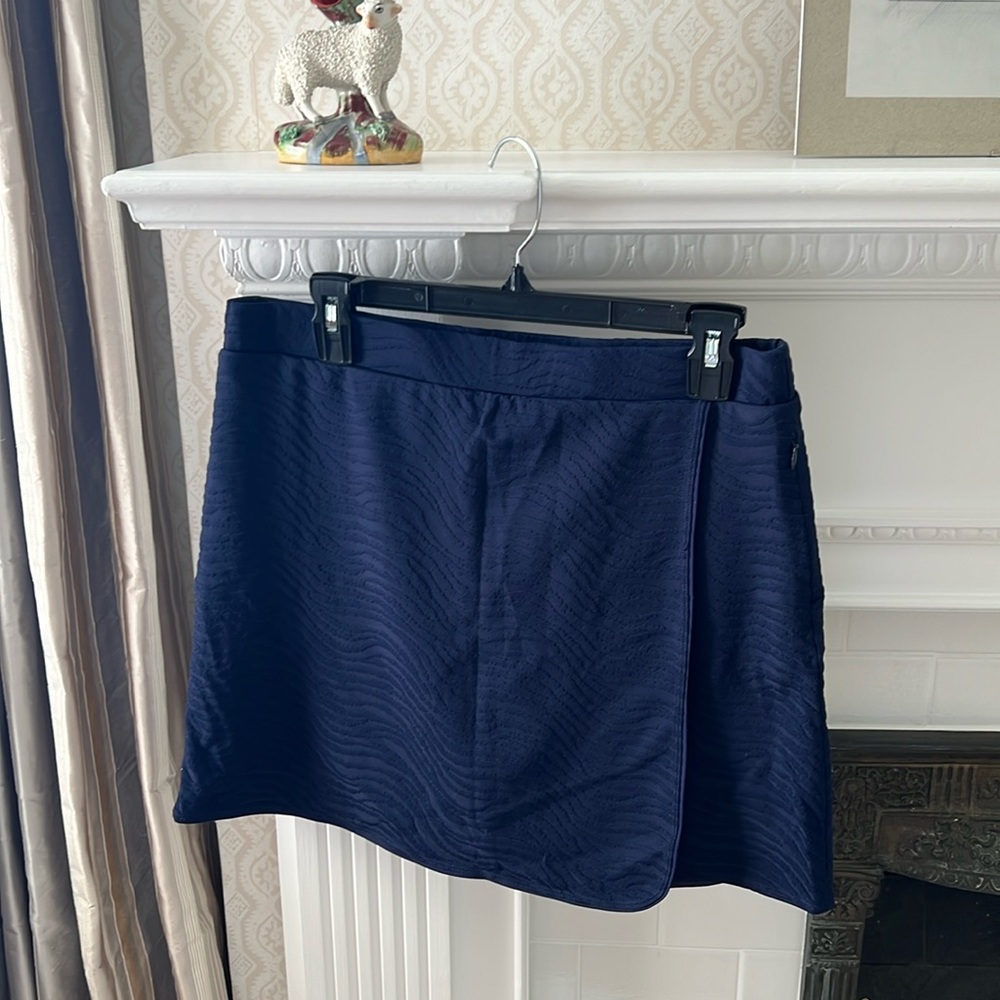 J. McLaughlin navy golf sport skirt.